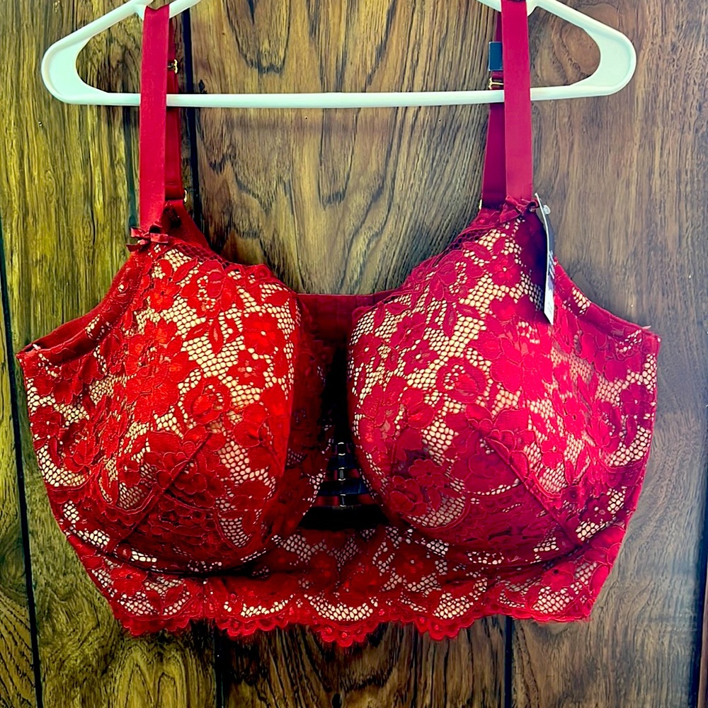NWT Cacique Lightly Lined Balconette Bra